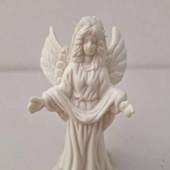 Vintage Guardian Angel Bell Figurine Stoneware Ceramic Mica‎ 5 Inches - Picture 3 of 9